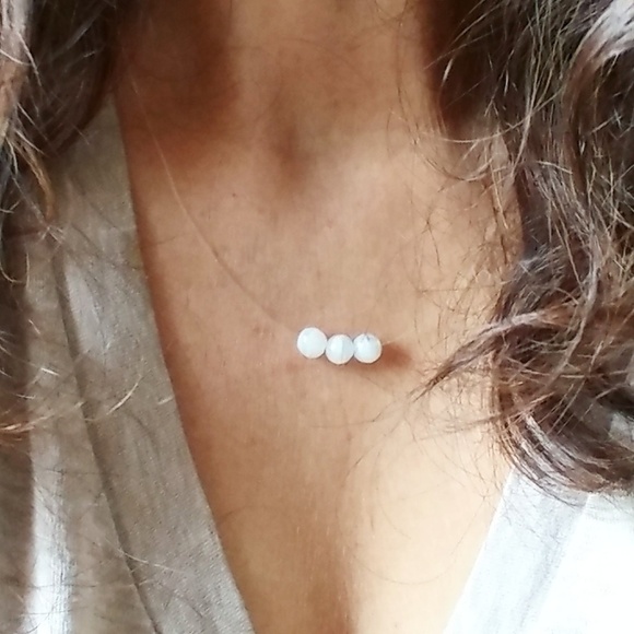 ALQUIMIA Jewelry - 3 BLESSINGS WHITE OPAL PENDANT NECKLACE